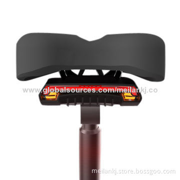 Yellow light flashes indication of the rear bike turning left/right, laser lamp, rechargeable